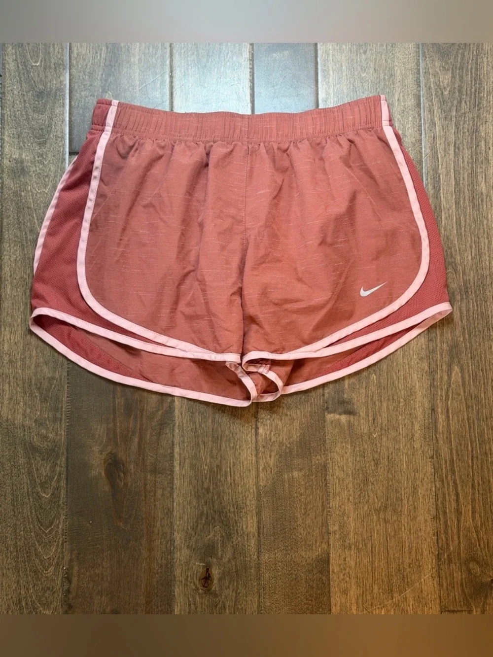 Nike Dri-FIT Tempo Running Shorts Women’s Large Rust Pink Athletic Lined